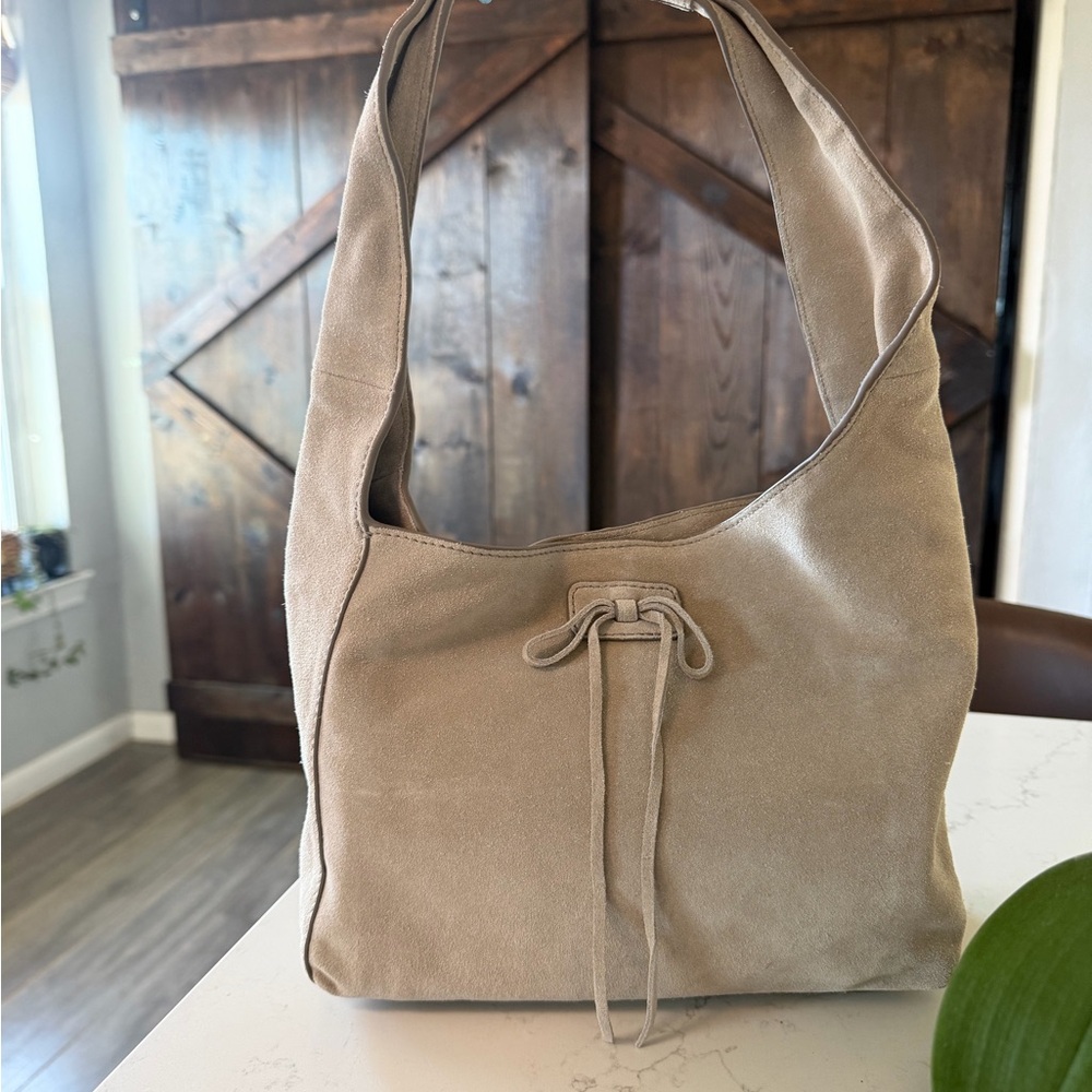 Lucky Brand Beige Shoulder Bag